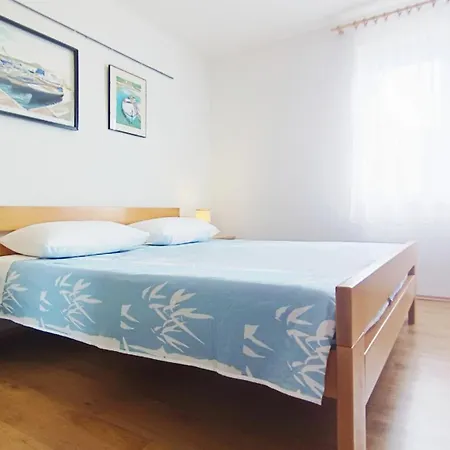 Luce Apartament Szybenik
